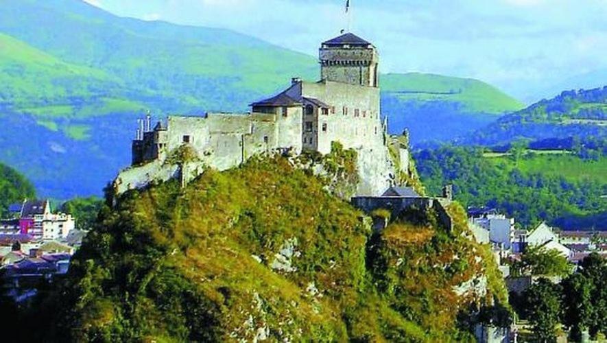 Tithome 1 - Gare, Centre Ville, Vue Montagne Et Chateau Lourdes Zewnętrze zdjęcie